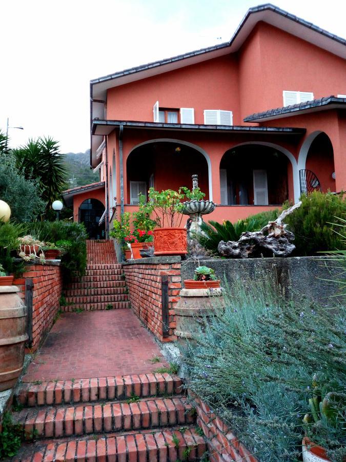 Casa Vancanza Sciamandola เลวานโต ภายนอก รูปภาพ