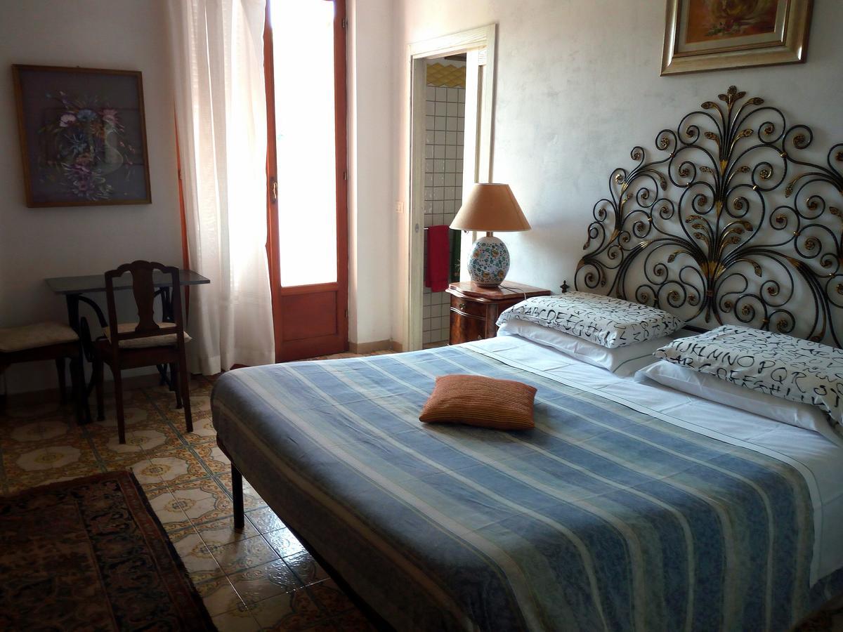 Casa Vancanza Sciamandola เลวานโต ภายนอก รูปภาพ